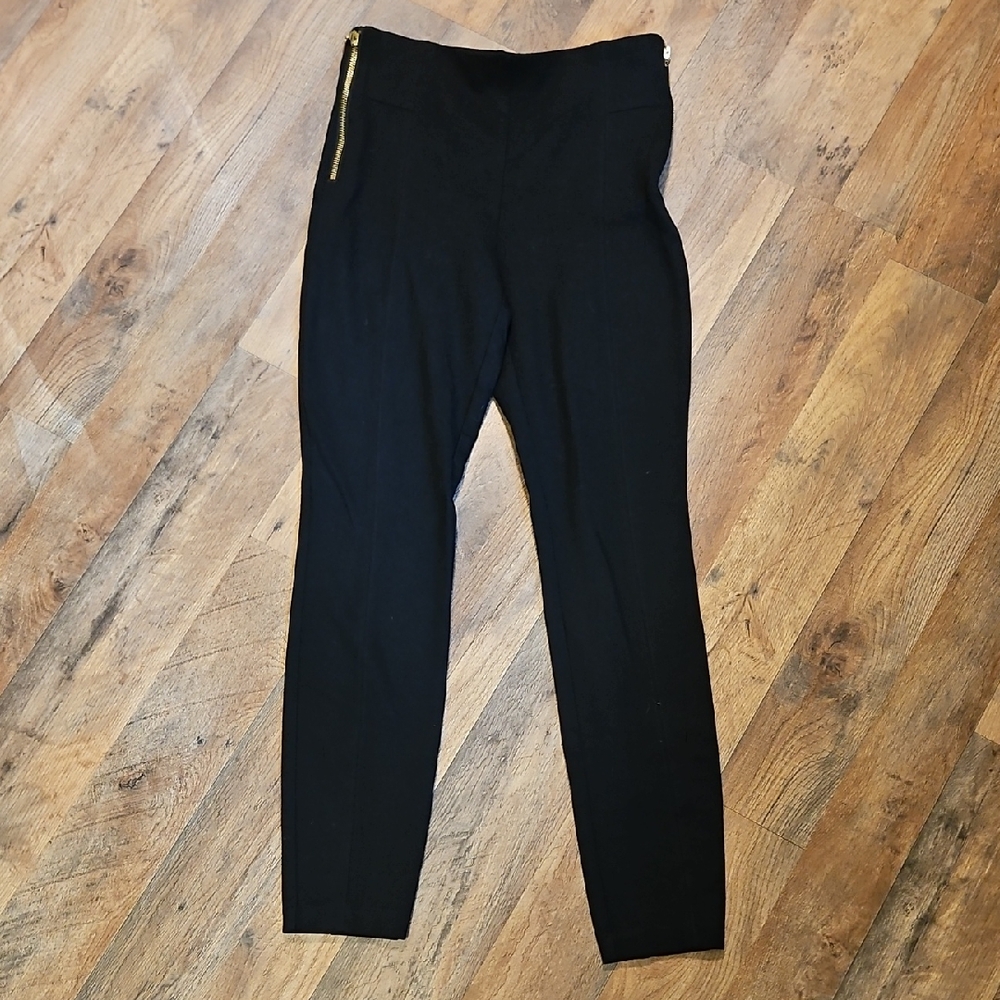 👖INC International Concepts Black Skinny Pants with Gold Zipper Accent